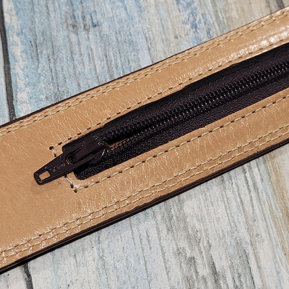 Cabela's Belt - Picture 5 of 12